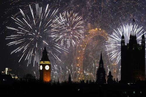 Hình ảnh khắp nơi trên thế giới đón chào năm mới 2026