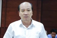 Vì sao nguyên Chủ tịch tỉnh Đắk Lắk nhận quà biếu tiền tỷ nhưng không bị xử lý?