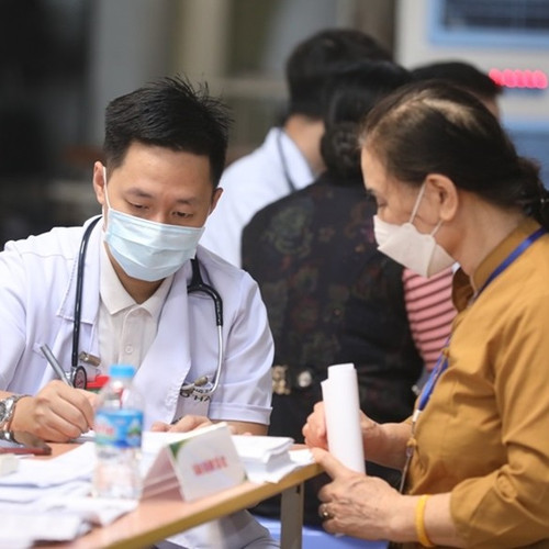 11 nhóm đối tượng được hưởng 100% chi phí khám, chữa bệnh bảo hiểm y tế