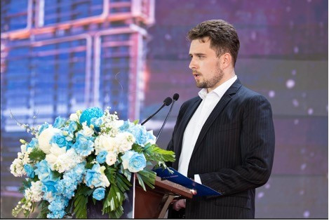 Ông Christopher John Brisbin - Phó ban Phát triển BĐS hàng hiệu Tập đoàn Sunshine phát biểu tại Lễ khởi công dự án Noble West Lake Ha Noi