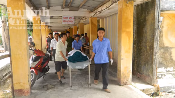 Vụ sản phụ, trẻ sơ sinh tử vong: Cách chức Phó trưởng khoa sản ảnh 1