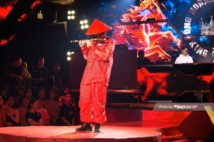 Phần trình diễn ấn tượng của Weeza trong tập 2 "King of Rap 2020"
