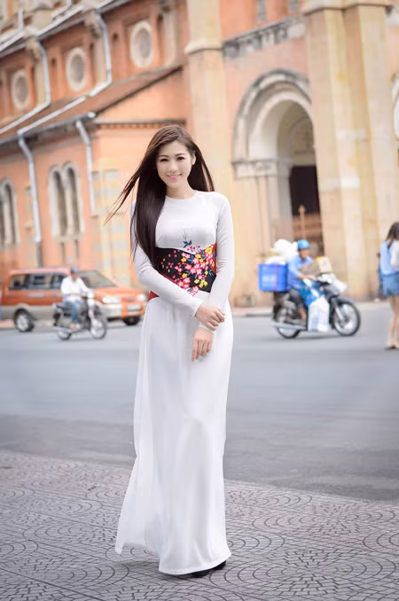 Ngắm vẻ đẹp trong trẻo của Á hậu Tú Anh ảnh 3