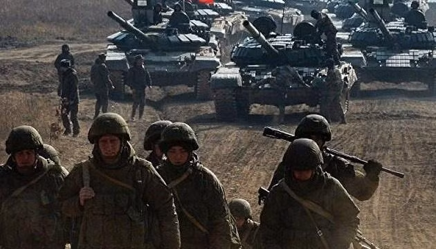Kiev cho rằng, Nga đang tập trung binh lực lớn trên biên giới với Ukraine Kiev cho rằng, Nga đang tập trung binh lực lớn trên biên giới với Ukraine