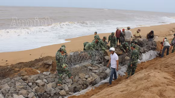 Sơ tán hàng vạn người dân đến nơi an toàn, tránh siêu bão ảnh 3