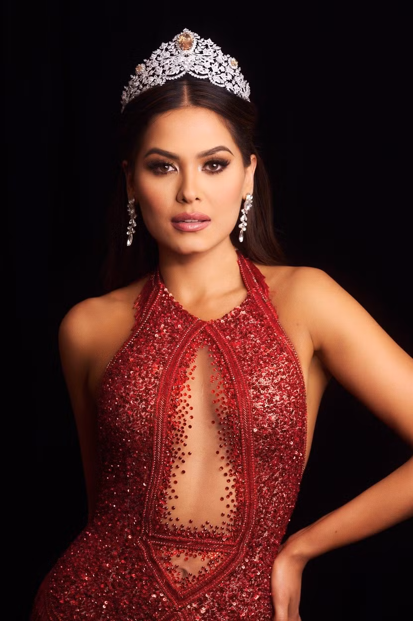 Đương kim "Miss Universe 2021" Đương kim "Miss Universe 2021"