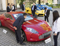 Ngắm dàn siêu xe của 