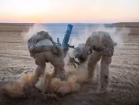 Vì đâu Mỹ từ chối rút quân, thậm chí dọa ngược Iraq?