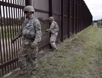 Mỹ rút gần 1 tỷ USD từ dự án đóng tàu Hải quân để xây dựng tường biên giới