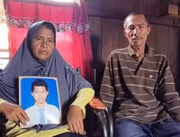 [Ảnh] Vụ hải táng 3 thuyền viên thổi bùng căng thẳng ngoại giao Indonesia - Trung Quốc