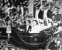 Những bức ảnh hiếm hoi về cuộc đời Nhật hoàng Akihito