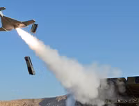 Máy bay không người lái cảm tử - loại vũ khí ngày càng đáng sợ