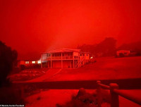 Hơn 4.000 người Australia mắc kẹt vì cháy rừng, được lệnh nhảy xuống biển nếu có báo động