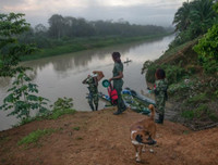 [Ảnh] Hậu trường cuộc sống thực của các đội nữ quân nhân, chiến binh nổi tiếng thế giới