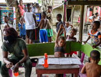 [Ảnh] Hậu trường cuộc sống thực của các đội nữ quân nhân, chiến binh nổi tiếng thế giới