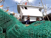 [Ảnh] Vụ hải táng 3 thuyền viên thổi bùng căng thẳng ngoại giao Indonesia - Trung Quốc