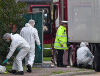 Toàn cảnh cuộc điều tra vụ 39 thi thể trong xe đông lạnh ở Anh