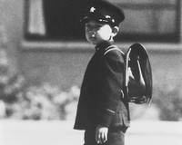 Những bức ảnh hiếm hoi về cuộc đời Nhật hoàng Akihito