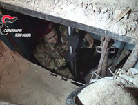 [Ảnh] Thế giới ngầm các boong-ke và địa đạo của những ông trùm mafia Italia