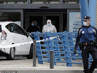 Trưng dụng sân băng làm nhà xác, Tây Ban Nha kêu gọi NATO hỗ trợ chống dịch Covid-19