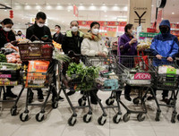 Cảnh người dân Vũ Hán đi chợ, mua sắm thời đại dịch