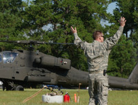 Tai nạn hy hữu: Mỹ giải cứu 87 lính dù 