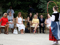 Các đệ nhất phu nhân G7 làm gì khi chồng bận họp thượng đỉnh?