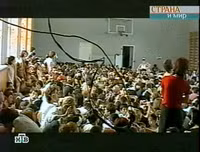 [Ảnh] Beslan tưởng nhớ 334 nạn nhân vụ thảm sát vào ngày khai giảng cách đây 15 năm