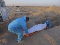 [Ảnh] Bức tranh đại dịch Covid-19 nhìn từ nghĩa trang lớn hàng đầu thế giới