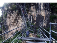 [Ảnh] Tạm biệt 