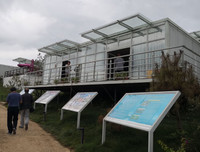 [Ảnh] Tạm biệt 