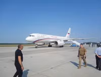 Những hình ảnh xúc động tại cuộc trao đổi tù nhân lịch sử giữa Ukraine và Nga