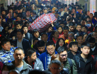 Trung Quốc: Không khí Tết đìu hiu, đối nghịch hẳn năm Kỷ Hợi 2019