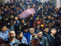 Trung Quốc: Không khí Tết đìu hiu, đối nghịch hẳn năm Kỷ Hợi 2019