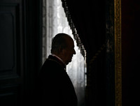 [Ảnh] Bị điều tra bê bối tài chính, cựu quốc vương Tây Ban Nha Juan Carlos đột ngột bỏ đi