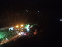 [Ảnh] Máy bay Ấn Độ trượt khỏi đường băng khi hạ cánh, ít nhất 17 người thiệt mạng