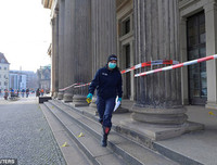 [Ảnh] Nước Đức sửng sốt vì kho báu trang sức, kim cương 1 tỷ euro 