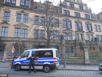 [Ảnh] Nước Đức sửng sốt vì kho báu trang sức, kim cương 1 tỷ euro 