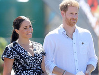 Nỗi khổ của thành viên Hoàng gia Anh khi bị xâm phạm đời tư