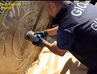 [Ảnh] Cảnh sát Italia 