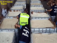 [Ảnh] Cảnh sát Italia 