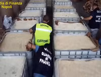 [Ảnh] Cảnh sát Italia 