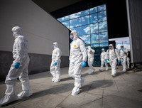 Trưng dụng sân băng làm nhà xác, Tây Ban Nha kêu gọi NATO hỗ trợ chống dịch Covid-19