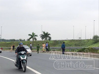 Hà Nội: Xe cứu hộ mất lái tông vào nhóm người tập thể dục ven đường, 2 người tử vong