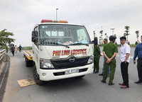 Hà Nội: Xe cứu hộ mất lái tông vào nhóm người tập thể dục ven đường, 2 người tử vong