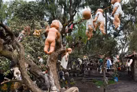 [ẢNH] Rùng rợn khi đặt chân lên Đảo Búp bê ma quái với những câu chuyện đầy ám ảnh