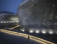 New York Times tung bộ ảnh về các không gian công cộng nổi tiếng mùa dịch Covid-19