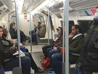 [Ảnh] Ngày đầu tiên của 16 triệu dân Italia bị cách ly vì dịch Covid-19