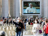 [Ảnh] Ngày đầu tiên của 16 triệu dân Italia bị cách ly vì dịch Covid-19