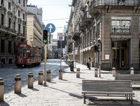 Italia lâm cảnh bế tắc: Dịch bệnh tràn lan và kinh tế bê bết